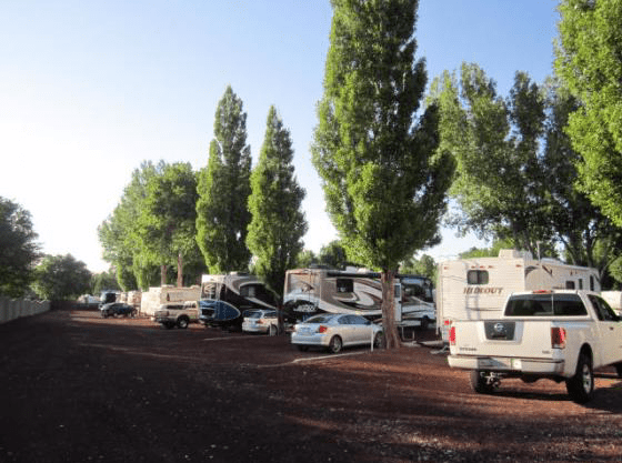 J & H RV Park