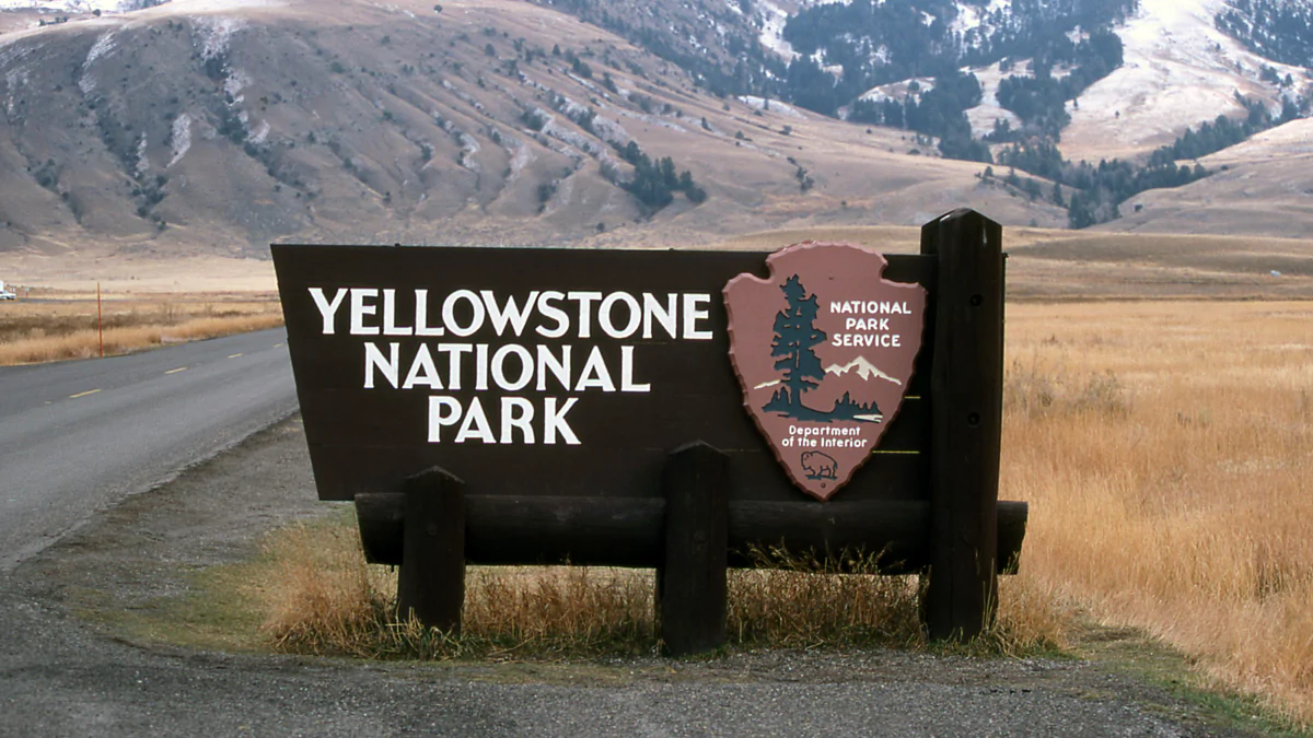 Yellowstone NP, WY (2 Noites)
